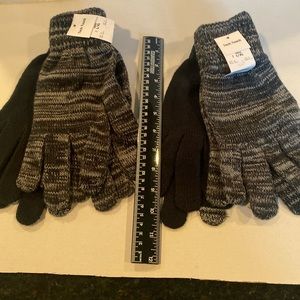 NWT 4 pair Men’s Tech Touch Winter Gloves